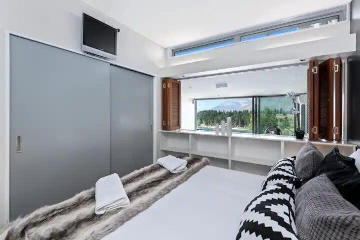 Luxury Lake View - 1 Bedroom ควีนส์ทาวน์ ภายนอก รูปภาพ